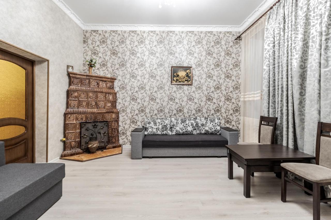 Art Balabana Apartment リヴィウ エクステリア 写真