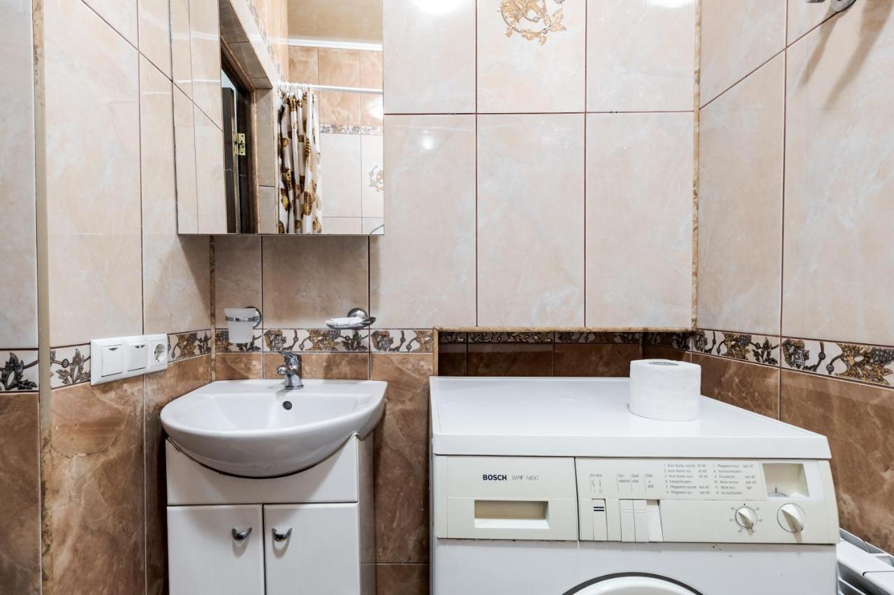 Art Balabana Apartment リヴィウ エクステリア 写真