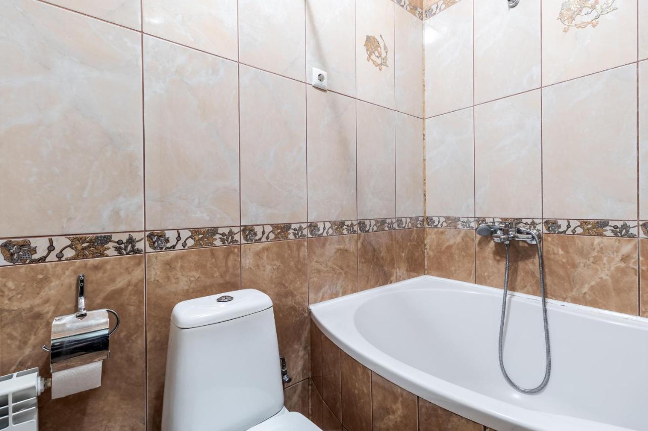 Art Balabana Apartment リヴィウ エクステリア 写真