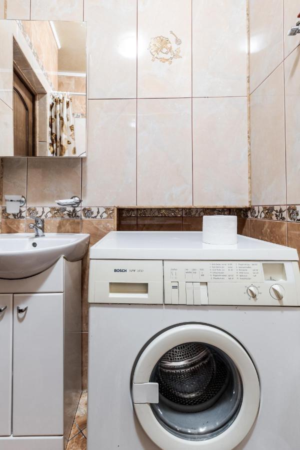 Art Balabana Apartment リヴィウ エクステリア 写真